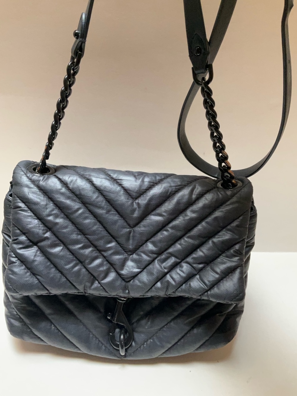Rebecca Minkoff Black Quilted Chevron Chain-Shoulder Crossbody Bag
